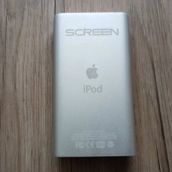 Apple iPod mini 4gb 2nd Generation Silver mint condition MP3